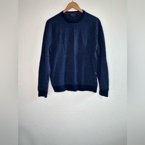 Banana Republic yarn knit sweater